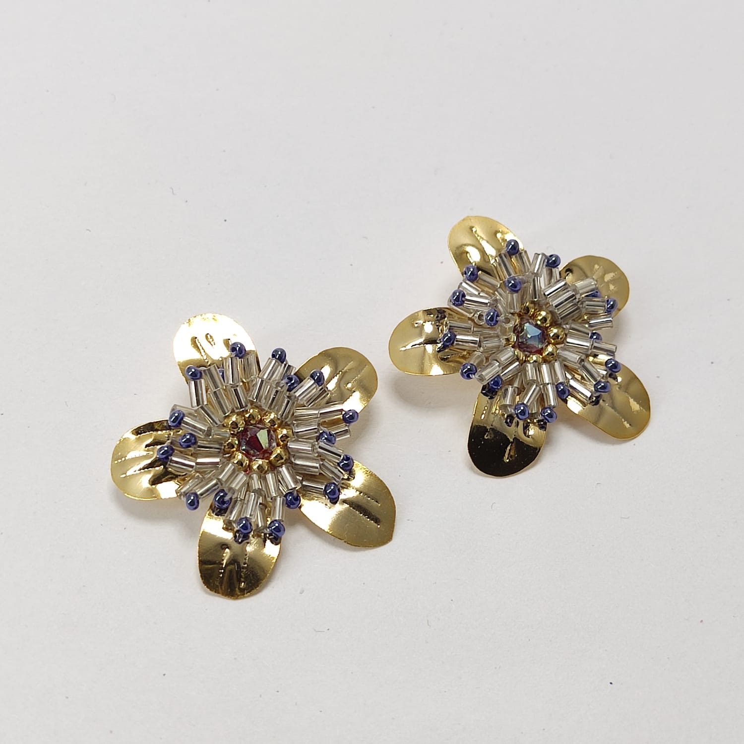 Arete Flor Aguileña